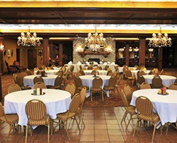 Buffalo Phil S Family Restaurant In Wisconsin Dells Wi Book The Crystal Room